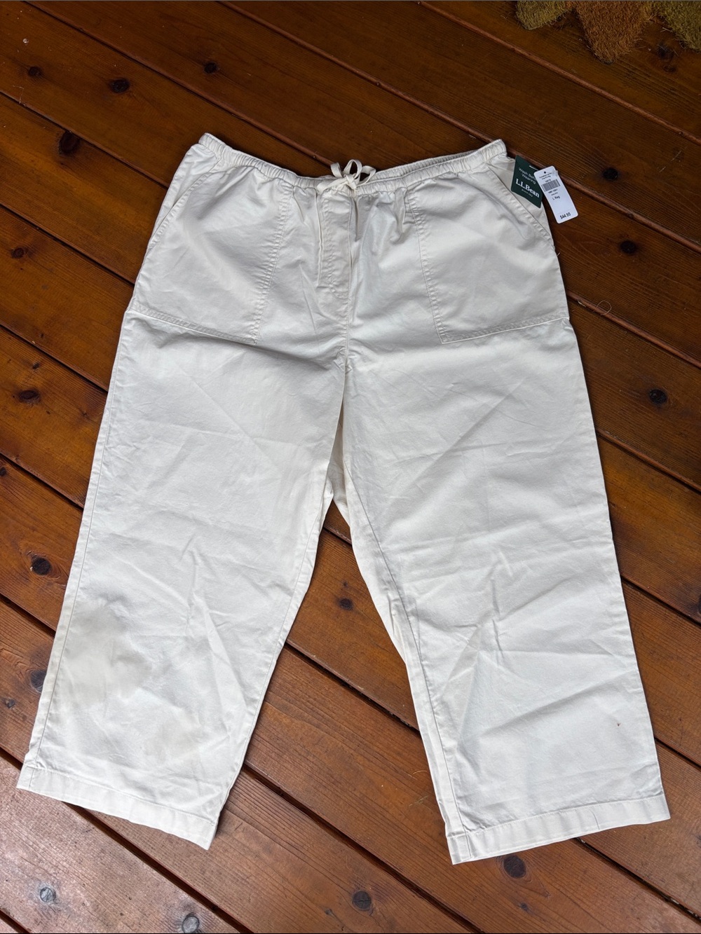 🆕 with tags L.L. Bean Women’s Off-White Drawstring Chinos